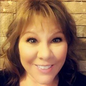 Meet your Posher, Marci